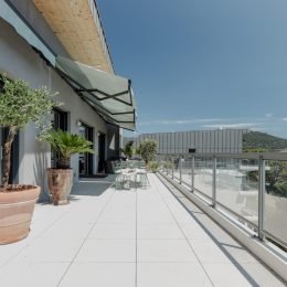 vente-penthouse-150m2-rooftop-2